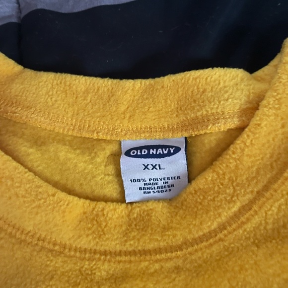 Old Navy Fleece Sweater - Picture 3 of 3